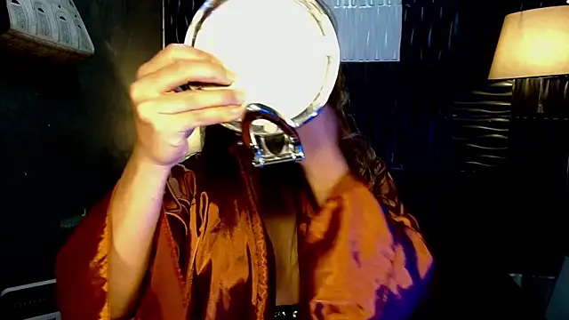 UrtopshemalegoddessAliyah online show from 04-11-26, 08:46