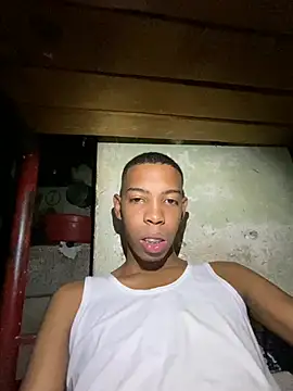 Snapshot of tonny_sexxxx chatting on 07-07-26, 04:37 tonny sexxxx online show from 07-07-26, 04:37