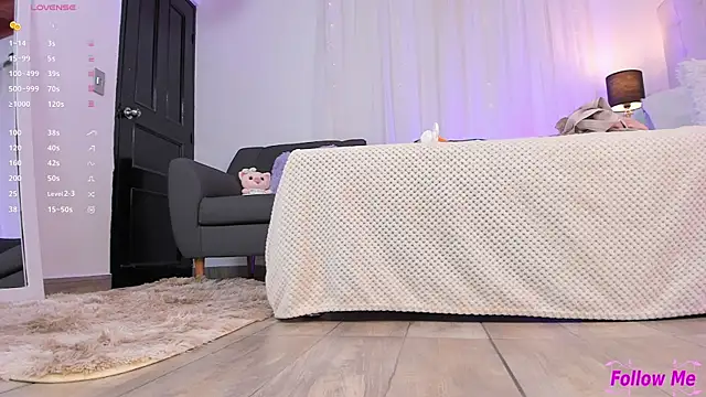 tatikiss  online show from 01-20-25, 12:49