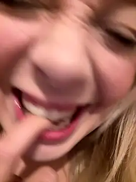 Snapshot of CherryAuroraa chatting on 10-05-25, 07:56 CherryAuroraa online show from 10-05-25, 07:56