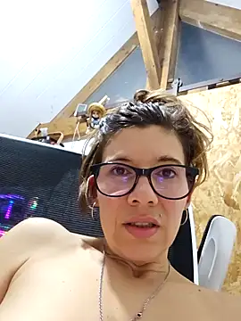 Lina lou4 online show from 12-23-24, 05:54