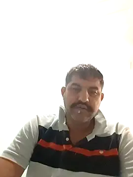 Snapshot of Amandev7 chatting on 10-20-25, 04:35 Amandev7 online show from 10-20-25, 04:35