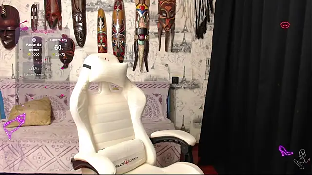 Snapshot of CrazyLaGirl chatting on 09-17-25, 07:59 CrazyLaGirl online show from 09-17-25, 07:59