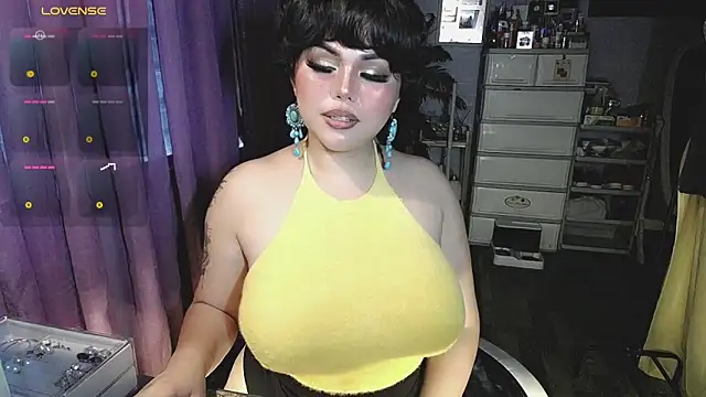 Snapshot of cherry_RED5 chatting on 12-27-24, 08:02 cherry RED5 online show from 12-27-24, 08:02