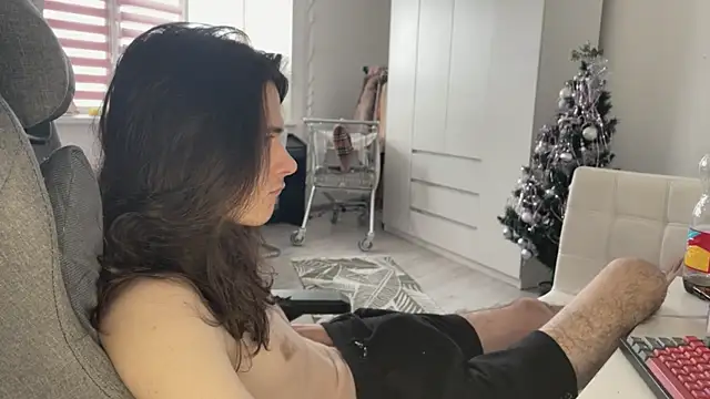 Snapshot of CandyChell chatting on 01-07-26, 07:22 CandyChell online show from 01-07-26, 07:22