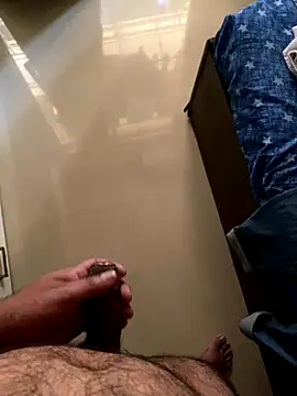 Snapshot of Rahuldhe22 chatting on 10-13-25, 06:35 Rahuldhe22 online show from 10-13-25, 06:35