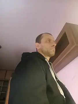 Roman0798 online show from 03-16-25, 01:17