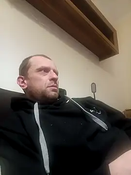 Roman0798 online show from 03-17-25, 05:38