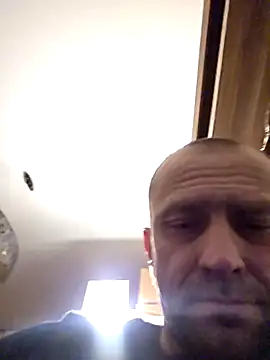 Roman0798 online show from 11-29-25, 01:19