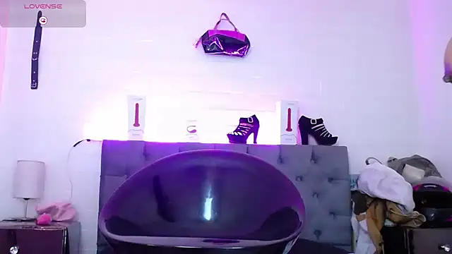 louise nails online show from 01-14-25, 08:15