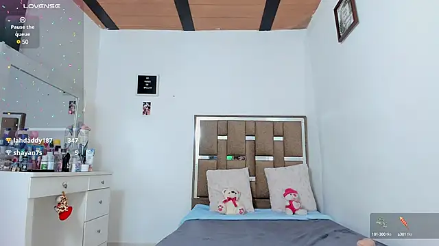 Snapshot of kendall-ewers chatting on 03-01-25, 04:04 kendall-ewers online show from 03-01-25, 04:04