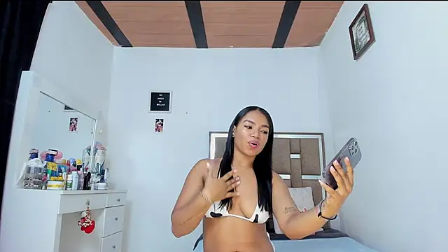 Snapshot of kendall-ewers chatting on 03-21-25, 11:01 kendall-ewers online show from 03-21-25, 11:01