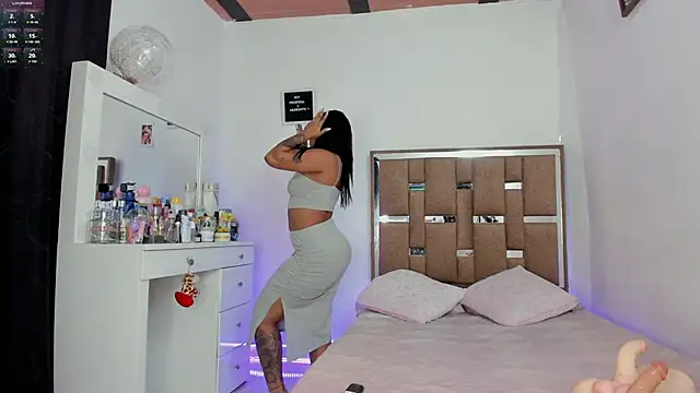 Snapshot of kendall-ewers chatting on 09-09-25, 11:04 kendall-ewers online show from 09-09-25, 11:04