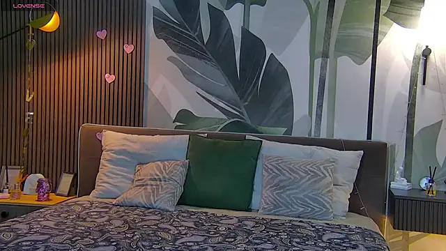 RubyValen online show from 03-18-25, 01:10