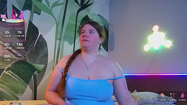 RubyValen online show from 04-10-26, 01:22