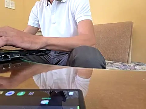 MaNgoc666 online show from 05-05-26, 06:54