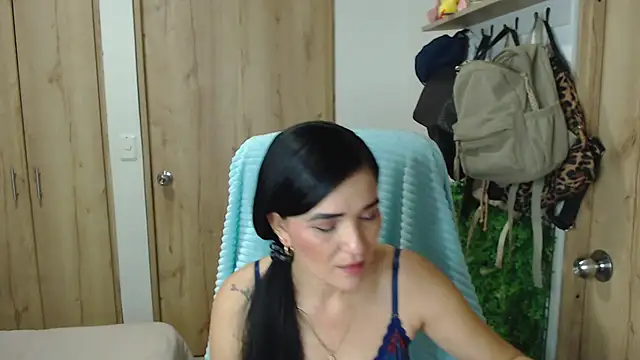 Neerea online show from 04-17-26, 12:46