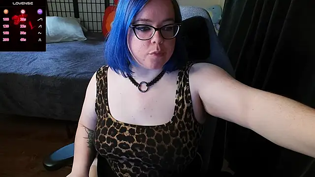KiraSpitQueen online show from 02-07-25, 03:34
