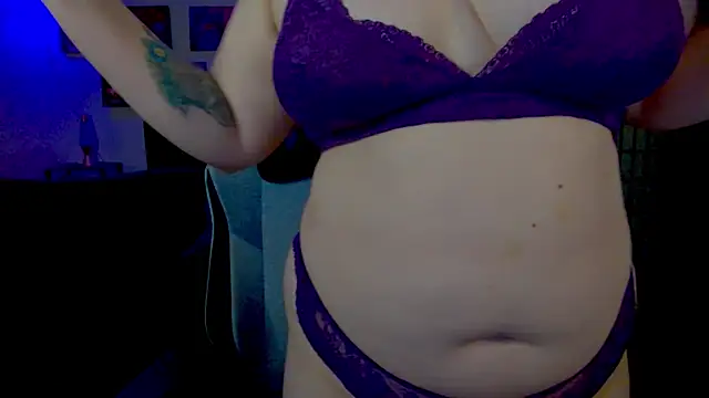 Snapshot of KiraSpitQueen chatting on 03-02-26, 04:25 KiraSpitQueen online show from 03-02-26, 04:25