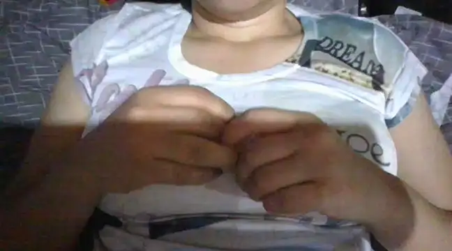 Snapshot of RAYA_1 chatting on 02-08-25, 12:49 RAYA 1 online show from 02-08-25, 12:49