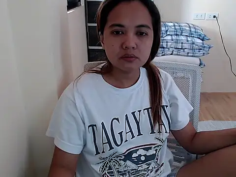 Snapshot of xTheLastVIRGINx chatting on 02-05-26, 05:34 xTheLastVIRGINx online show from 02-05-26, 05:34