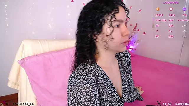 Karolina 1 online show from 04-21-26, 01:50