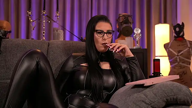 kelly kent online show from 12-16-24, 12:37