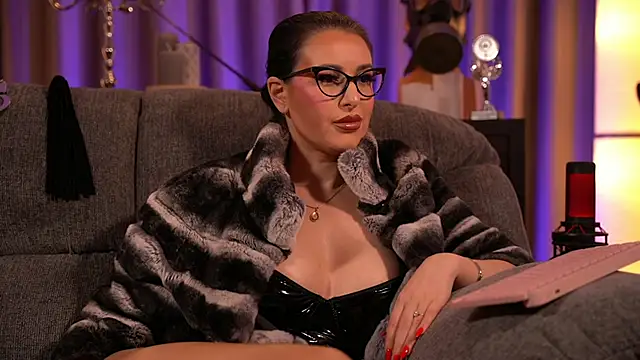 kelly kent online show from 01-25-25, 01:54