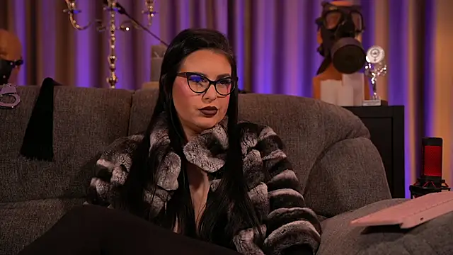 kelly kent online show from 02-10-25, 02:08