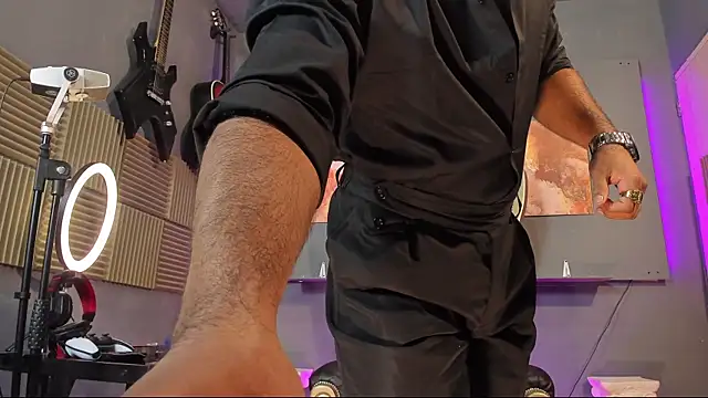 BeardAndrew online show from 01-11-25, 03:34