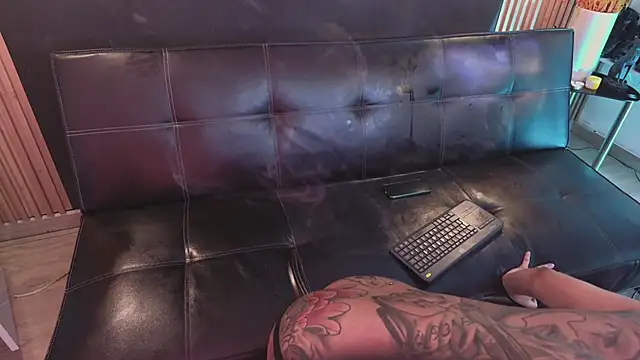 Scarlett collins02 online show from 02-13-25, 08:38