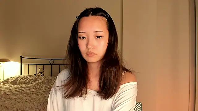 julias tapes online show from 02-20-25, 08:36