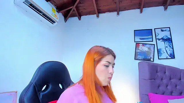 Snapshot of Gretta_Queen chatting on 10-16-25, 06:31 Gretta Queen online show from 10-16-25, 06:31