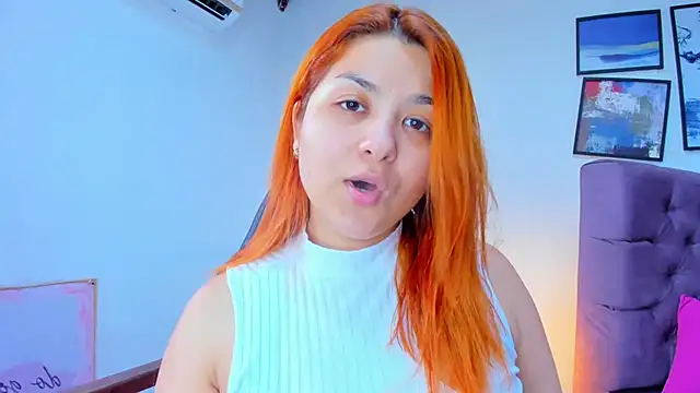 Snapshot of Gretta_Queen chatting on 10-19-25, 03:45 Gretta Queen online show from 10-19-25, 03:45