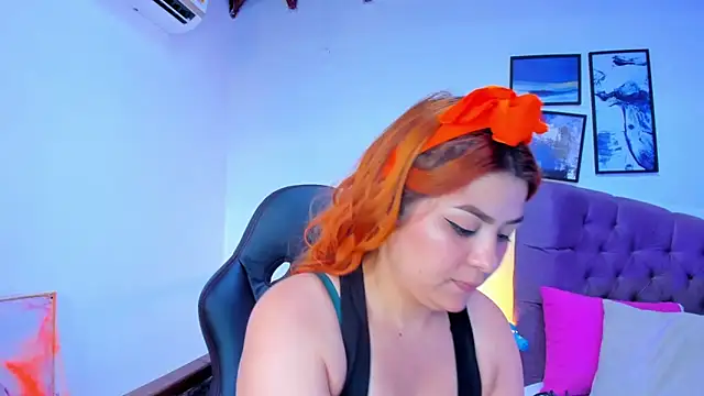 Snapshot of Gretta_Queen chatting on 10-30-25, 06:19 Gretta Queen online show from 10-30-25, 06:19