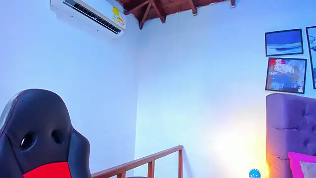 Snapshot of Gretta_Queen chatting on 11-10-25, 05:23 Gretta Queen online show from 11-10-25, 05:23