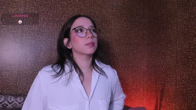 Apartment28 online show from 05-26-26, 02:07