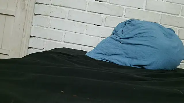 valeriaswang Lucas online show from 10-17-25, 11:18