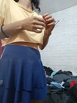 valeriaswang Lucas online show from 12-21-25, 07:10