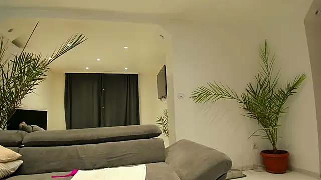 Snapshot of MissPanthera chatting on 02-26-25, 02:14 MissPanthera online show from 02-26-25, 02:14