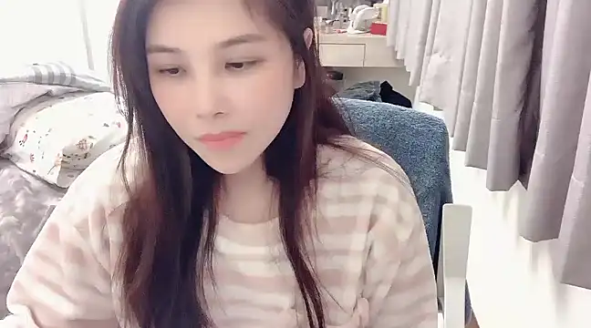 Snapshot of tw_yaya chatting on 01-15-25, 07:37 tw yaya online show from 01-15-25, 07:37