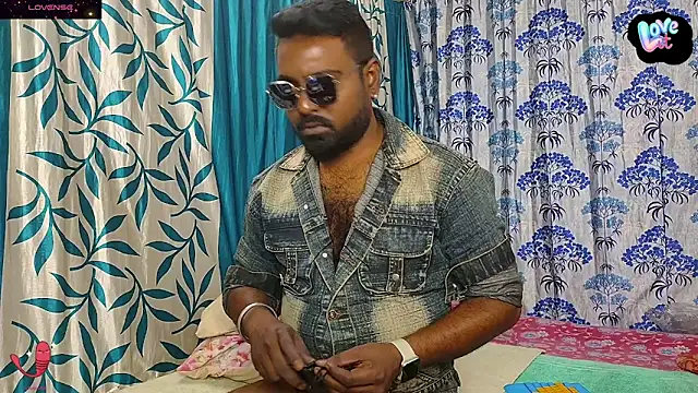 Snapshot of BLACK---MAMBA chatting on 12-25-24, 08:29 BLACK---MAMBA online show from 12-25-24, 08:29