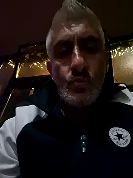 Snapshot of cuci45 chatting on 10-17-25, 06:10 cuci45 online show from 10-17-25, 06:10