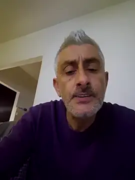 Snapshot of cuci45 chatting on 11-23-25, 09:58 cuci45 online show from 11-23-25, 09:58