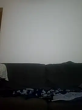 Snapshot of cuci45 chatting on 11-28-25, 04:42 cuci45 online show from 11-28-25, 04:42