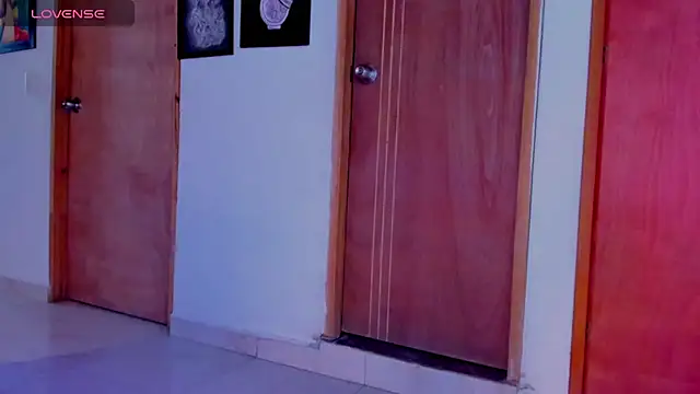 Snapshot of ink_demonxxx chatting on 11-30-25, 01:04 ink demonxxx online show from 11-30-25, 01:04