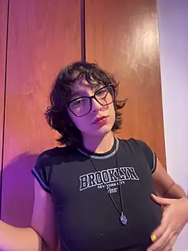 aurora xoxo online show from 03-18-25, 04:37