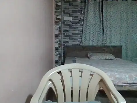 Snapshot of sexx4 chatting on 10-06-25, 08:17 sexx4 online show from 10-06-25, 08:17