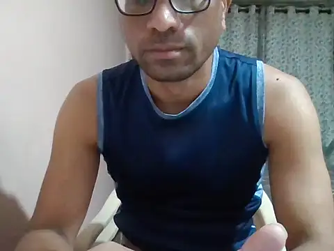 Snapshot of sexx4 chatting on 10-15-25, 08:09 sexx4 online show from 10-15-25, 08:09