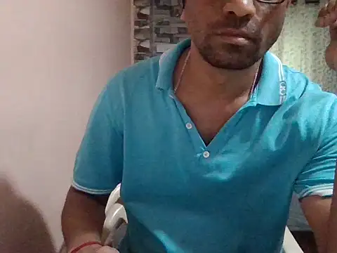 Snapshot of sexx4 chatting on 10-20-25, 11:10 sexx4 online show from 10-20-25, 11:10